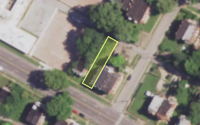 Aerial view of 4629 PAGE BLVD — vacant lot, St. Louis with approximate parcel outline