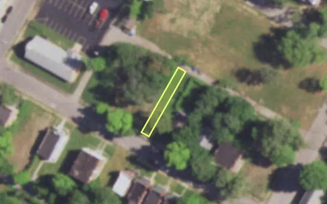 Aerial view of 4649 ST FERDINAND AV — vacant lot, St. Louis with approximate parcel outline