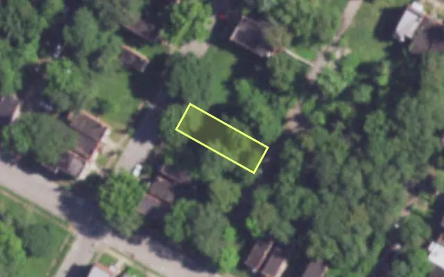 Aerial view of 4112 CLARENCE AV — vacant lot, St. Louis with approximate parcel outline