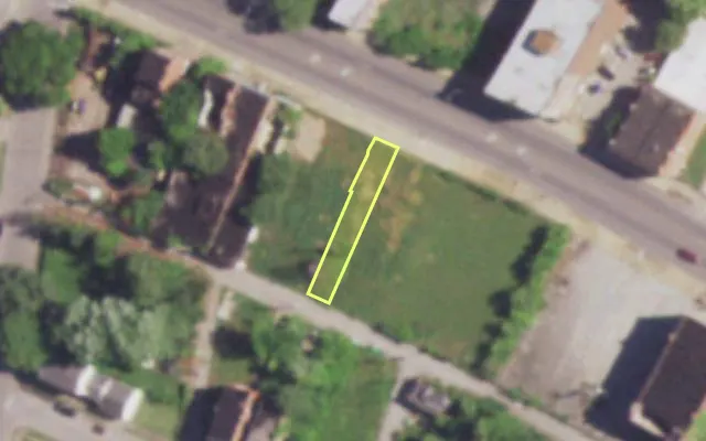 Aerial view of 4740 DR MARTIN LUTHER KING DR — vacant lot, St. Louis with approximate parcel outline