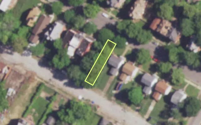 Aerial view of 4328 WEST BELLE PL — vacant lot, St. Louis with approximate parcel outline