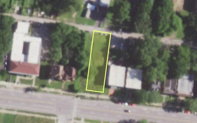 Aerial view of 5209 PAGE BLVD — vacant lot, St. Louis with approximate parcel outline