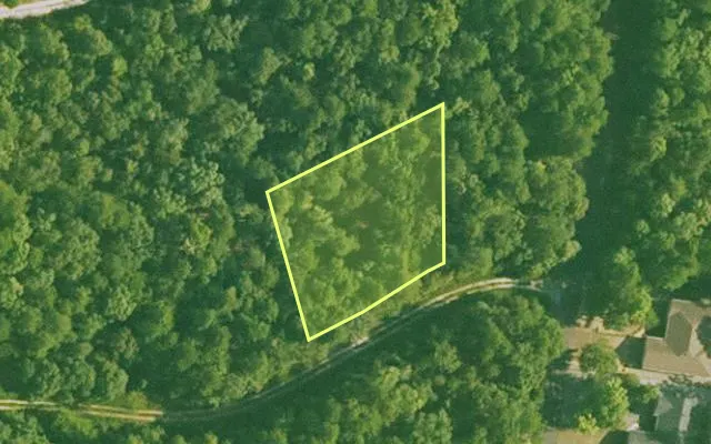 Aerial view of SALINE County parcel 416-00147-000 — Arkansas post-auction with approximate parcel outline