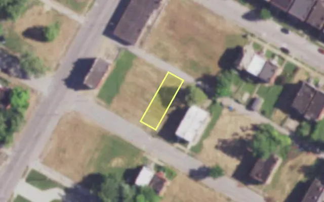 Aerial view of 3857 KENNERLY AV — vacant lot, St. Louis with approximate parcel outline