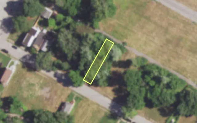 Aerial view of 4557 COTTAGE AV — vacant lot, St. Louis with approximate parcel outline