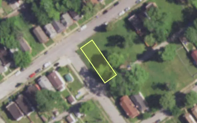 Aerial view of 5300 EMERSON AV — vacant lot, St. Louis with approximate parcel outline