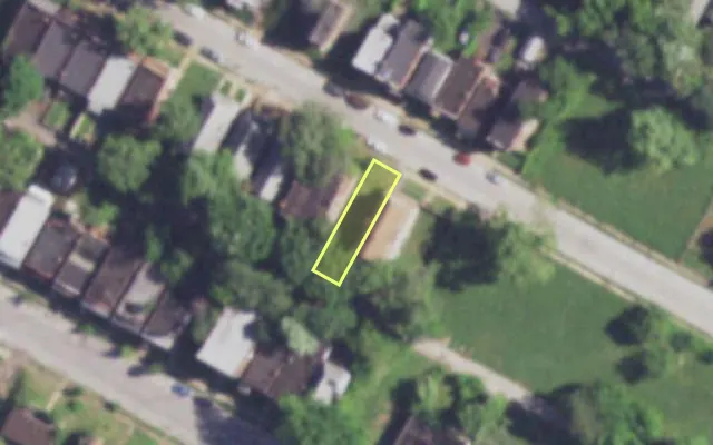 Aerial view of 4452 PENROSE ST — vacant lot, St. Louis with approximate parcel outline