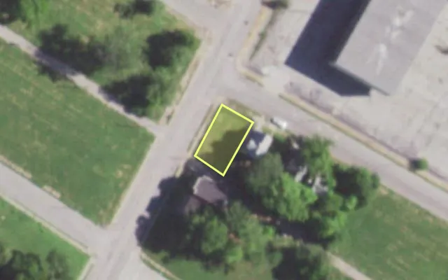 Aerial view of 5762 COTE BRILLIANTE AV — vacant lot, St. Louis with approximate parcel outline