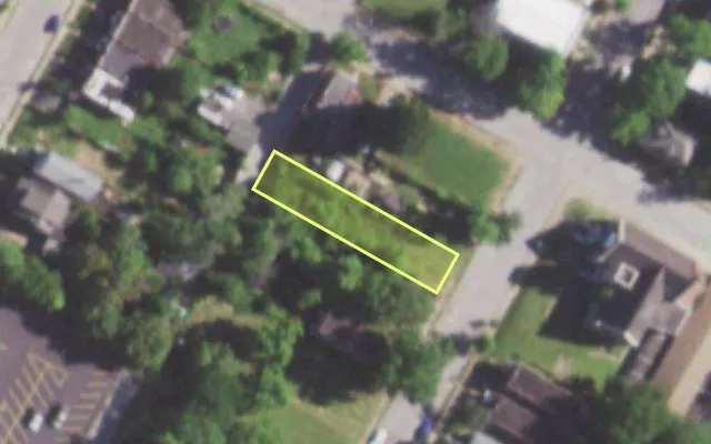 Aerial view of 1639 SEMPLE AV — vacant lot, St. Louis with approximate parcel outline