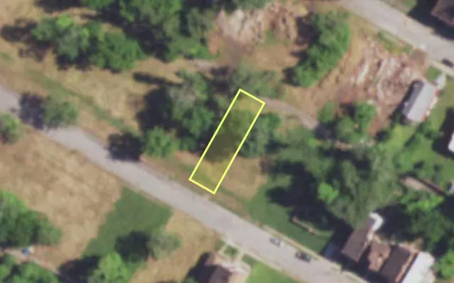Aerial view of 4559 GARFIELD AV — vacant lot, St. Louis with approximate parcel outline