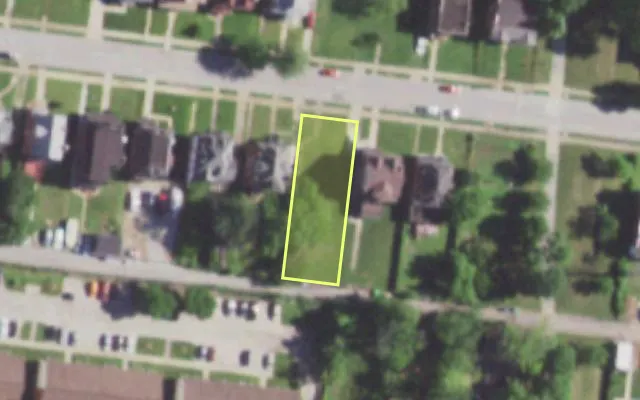 Aerial view of 5714 CHAMBERLAIN AV — vacant lot, St. Louis with approximate parcel outline