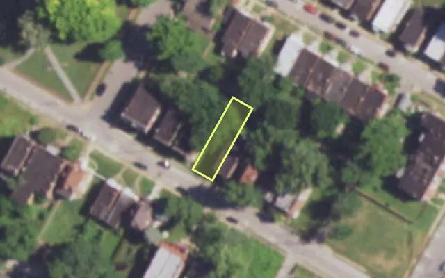 Aerial view of 4729 ASHLAND AV — vacant lot, St. Louis with approximate parcel outline