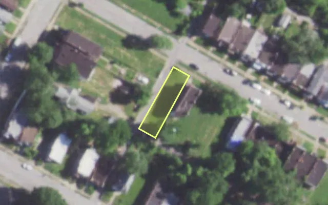 Aerial view of 5368 LOTUS AV — vacant lot, St. Louis with approximate parcel outline