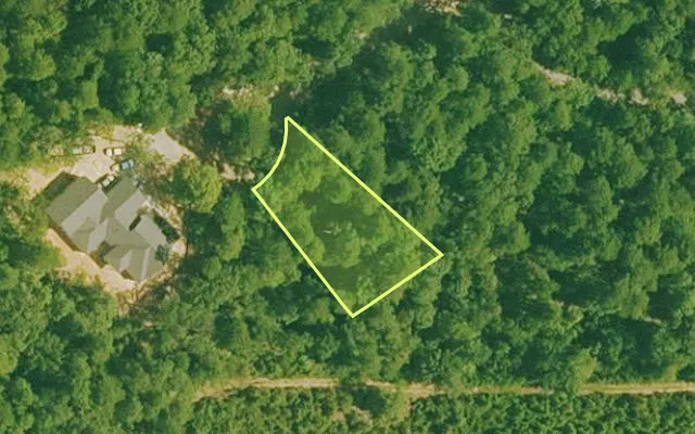 Aerial view of SALINE County parcel 536-00010-000 — Arkansas post-auction with approximate parcel outline