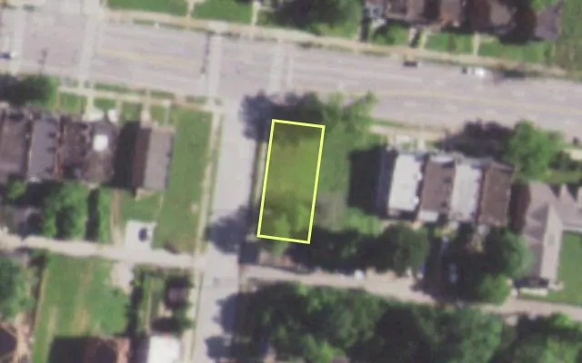 Aerial view of 5092 PAGE BLVD — vacant lot, St. Louis with approximate parcel outline