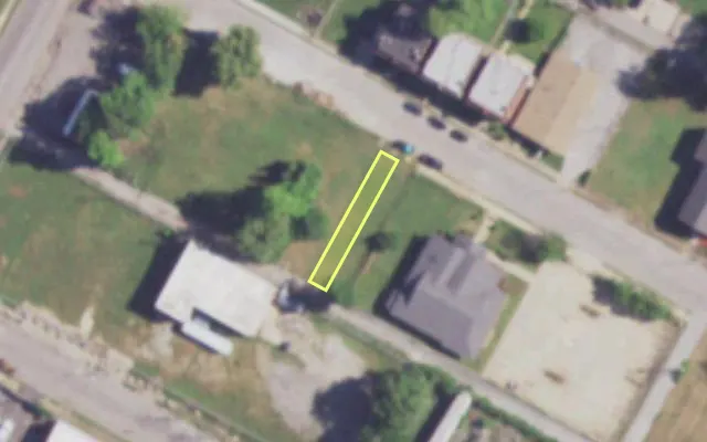 Aerial view of 3842 ST FERDINAND AV — vacant lot, St. Louis with approximate parcel outline