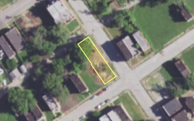 Aerial view of 2101 ALICE AV — vacant lot, St. Louis with approximate parcel outline