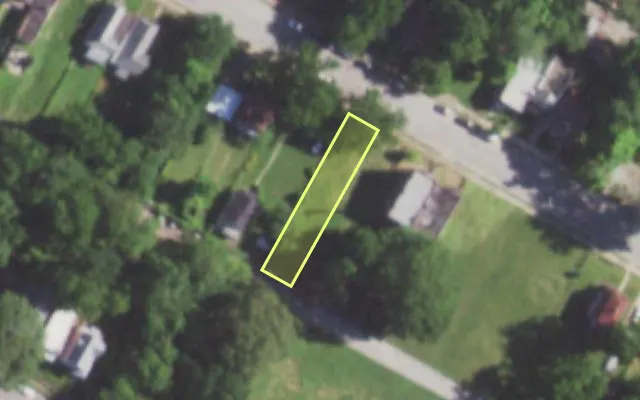 Aerial view of 5704 WABADA AV — vacant lot, St. Louis with approximate parcel outline