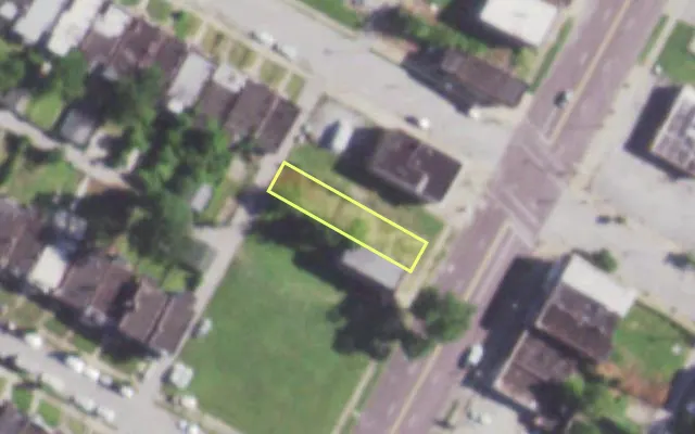 Aerial view of 2321 UNION BLVD — vacant lot, St. Louis with approximate parcel outline