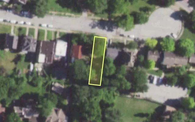 Aerial view of 5540 ETZEL AV — vacant lot, St. Louis with approximate parcel outline