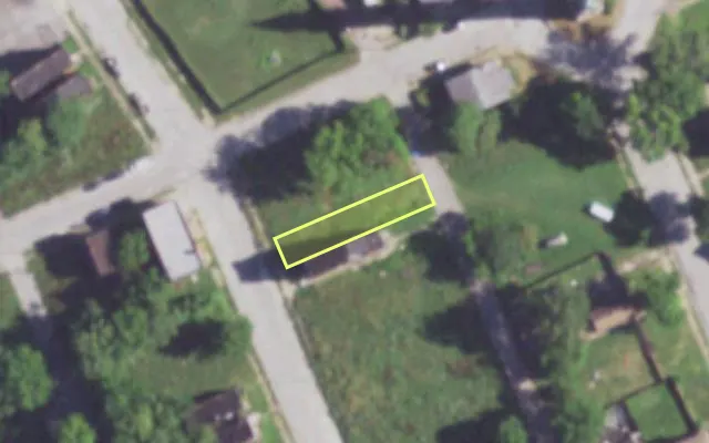 Aerial view of 4430 N 19TH ST — vacant lot, St. Louis with approximate parcel outline