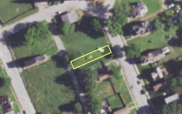 Aerial view of 4427 BLAIR AV — vacant lot, St. Louis with approximate parcel outline