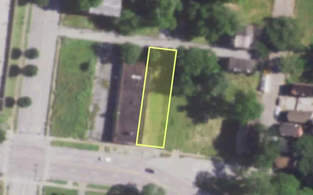 Aerial view of 4861 PAGE BLVD — vacant lot, St. Louis with approximate parcel outline