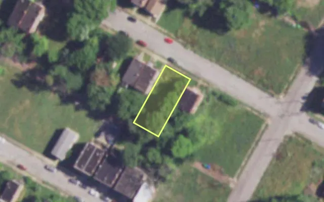 Aerial view of 4014 COTE BRILLIANTE AV — vacant lot, St. Louis with approximate parcel outline