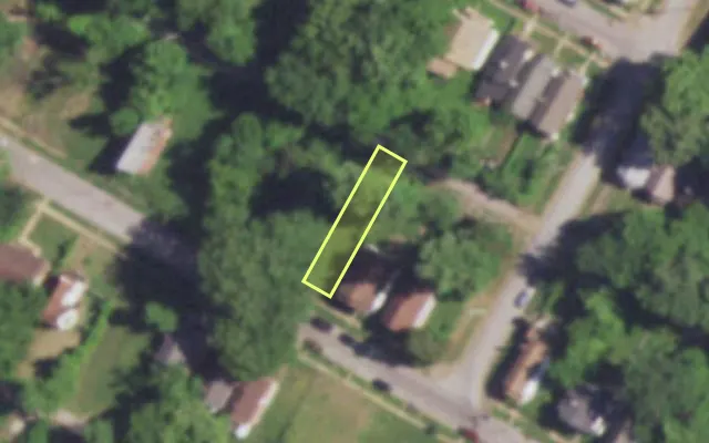 Aerial view of 6009 GARESCHE AV — vacant lot, St. Louis with approximate parcel outline