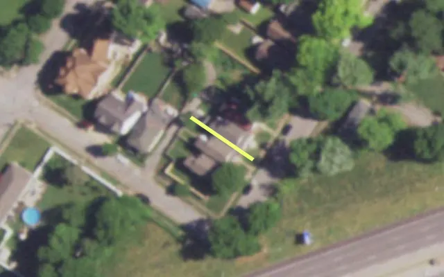 Aerial view of 6213 IDAHO AV — vacant lot, St. Louis with approximate parcel outline