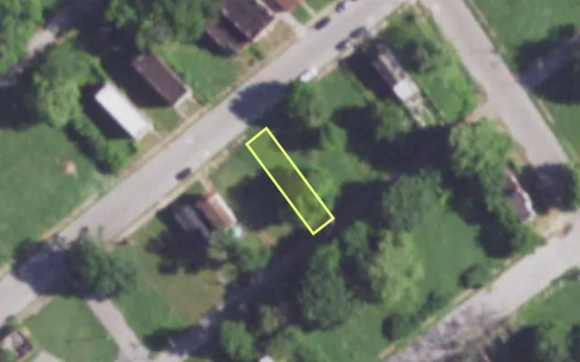 Aerial view of 2156 LINTON AV — vacant lot, St. Louis with approximate parcel outline