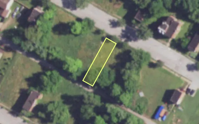 Aerial view of 4000 COOK AV — vacant lot, St. Louis with approximate parcel outline