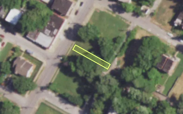 Aerial view of 2614 MARCUS AV — vacant lot, St. Louis with approximate parcel outline