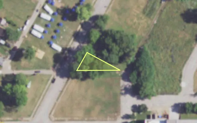 Aerial view of 1718 COLEMAN ST — vacant lot, St. Louis with approximate parcel outline