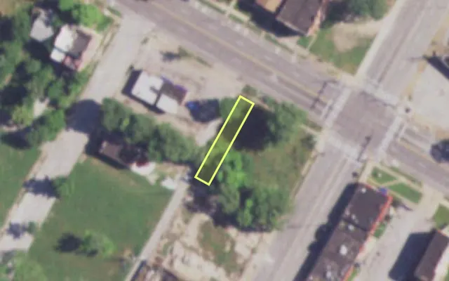 Aerial view of 3910 PAGE BLVD — vacant lot, St. Louis with approximate parcel outline