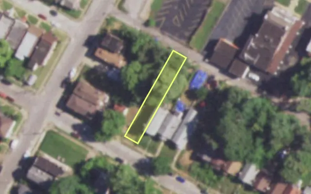 Aerial view of 4617 LEXINGTON AV — vacant lot, St. Louis with approximate parcel outline