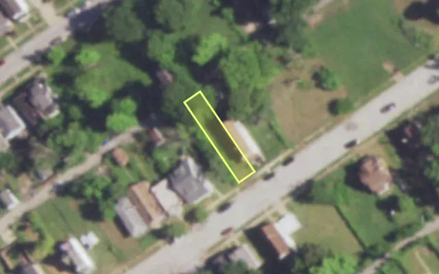 Aerial view of 4941 EMERSON AV — vacant lot, St. Louis with approximate parcel outline