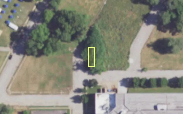 Aerial view of 3111 MAGAZINE ST — vacant lot, St. Louis with approximate parcel outline