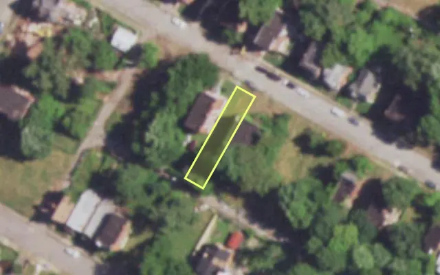 Aerial view of 4582 COTE BRILLIANTE AV — vacant lot, St. Louis with approximate parcel outline