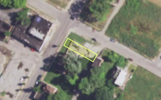 Aerial view of 2926 N NEWSTEAD AV — vacant lot, St. Louis with approximate parcel outline