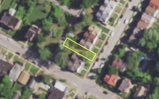 Aerial view of 3507 N TAYLOR AV — vacant lot, St. Louis with approximate parcel outline