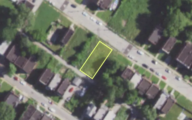 Aerial view of 5956 RIDGE AV — vacant lot, St. Louis with approximate parcel outline