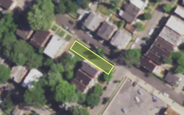 Aerial view of 5403 LOUISIANA AV — vacant lot, St. Louis with approximate parcel outline