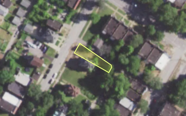 Aerial view of 1234 CLARA AV — vacant lot, St. Louis with approximate parcel outline