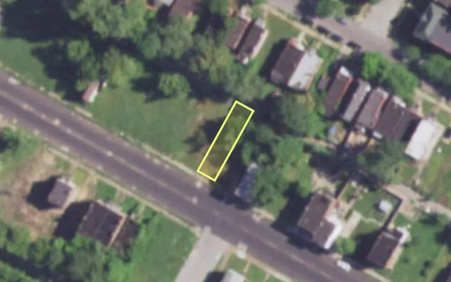 Aerial view of 4245 LEE AV — vacant lot, St. Louis with approximate parcel outline