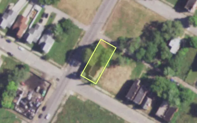Aerial view of 3867 COTTAGE AV — vacant lot, St. Louis with approximate parcel outline