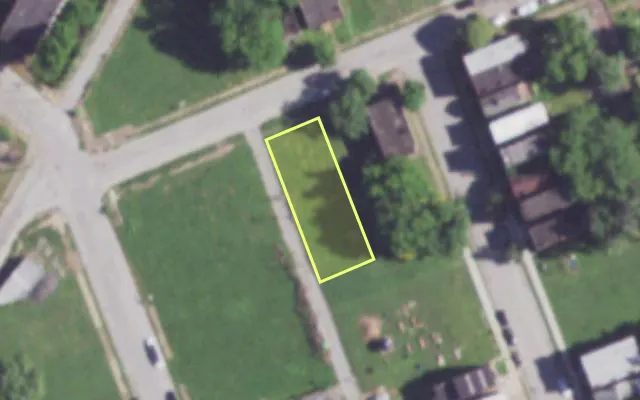 Aerial view of 2308 ANGELICA ST — vacant lot, St. Louis with approximate parcel outline