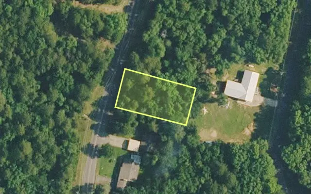 Aerial view of VAN BUREN County parcel 4400-04122-0000 — Arkansas post-auction with approximate parcel outline