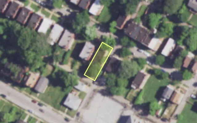Aerial view of 4436 FARLIN AV — vacant lot, St. Louis with approximate parcel outline