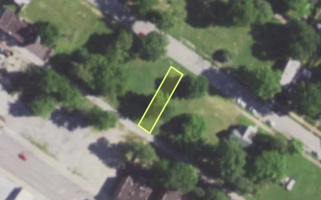 Aerial view of 5730 THEODOSIA AV — vacant lot, St. Louis with approximate parcel outline